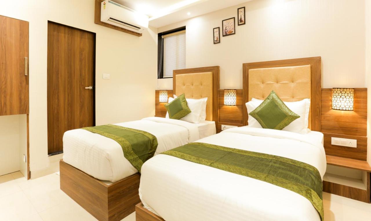 Hotel Amber Palace Mumbai Central 外观 照片