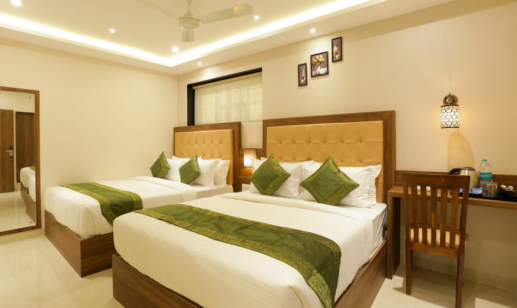 Hotel Amber Palace Mumbai Central 外观 照片